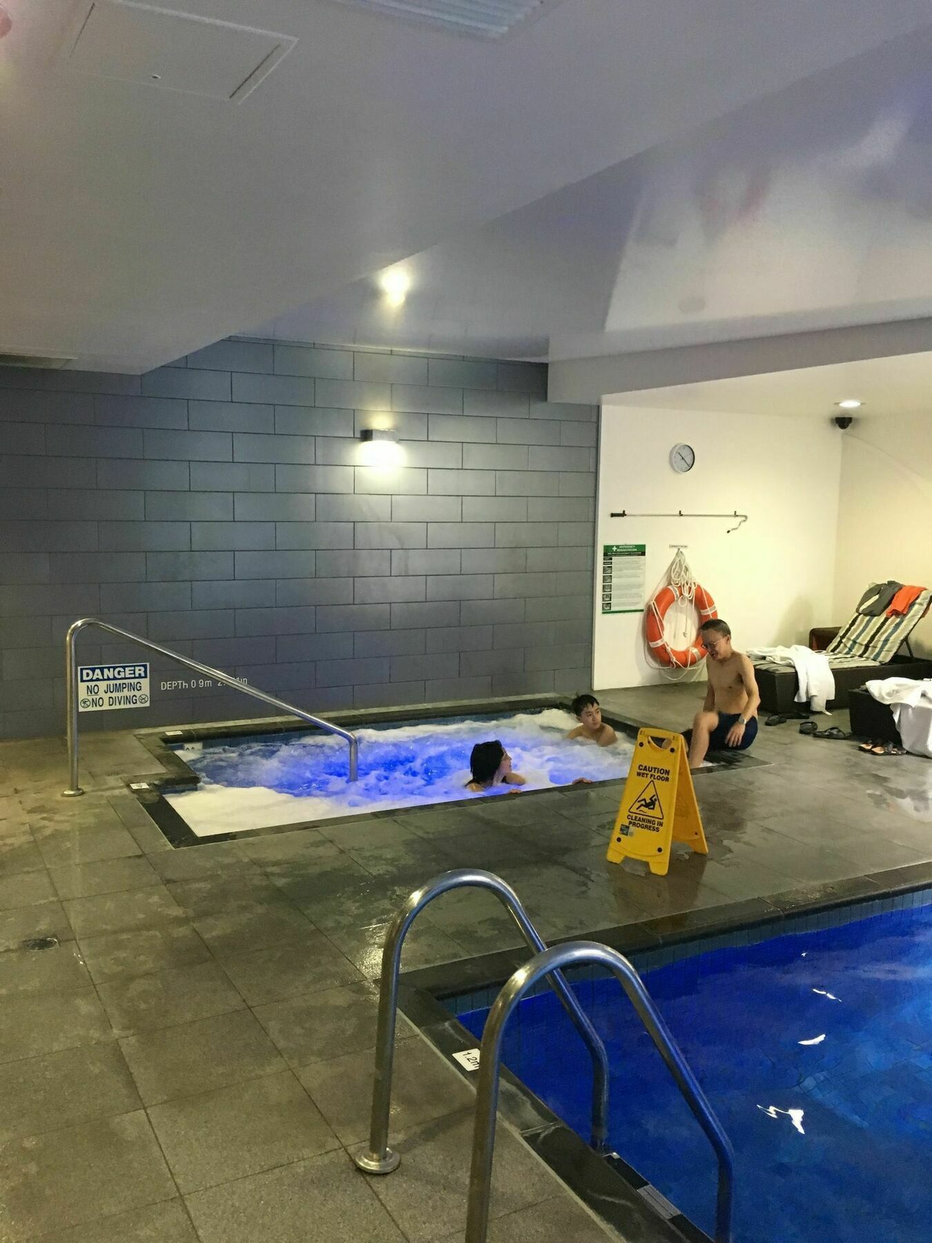 애들레이드 Luxury In The Sky On Hindmarsh Square 아파트 외부 사진